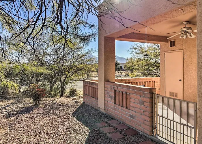 Dom wakacyjny Tranquil Valley Townhome W/ Mtn Views!